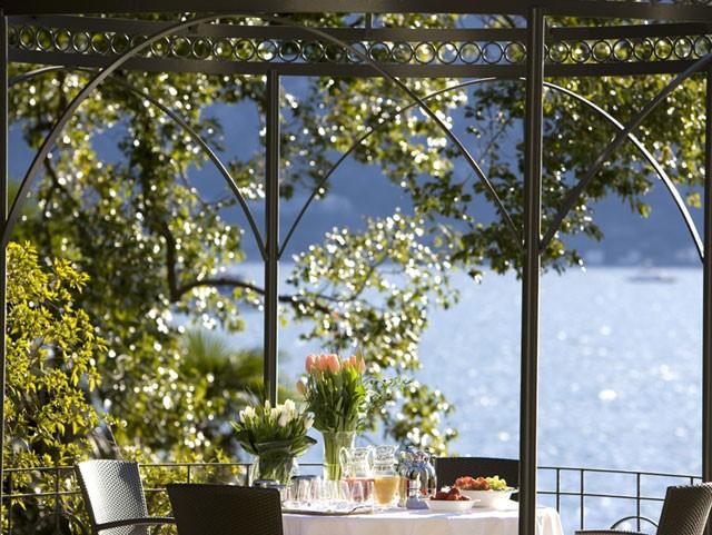 ville lago di como